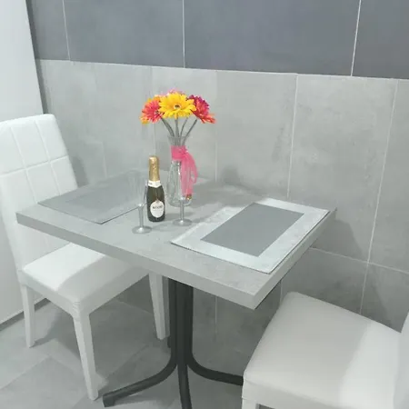 Marika House Apartment *